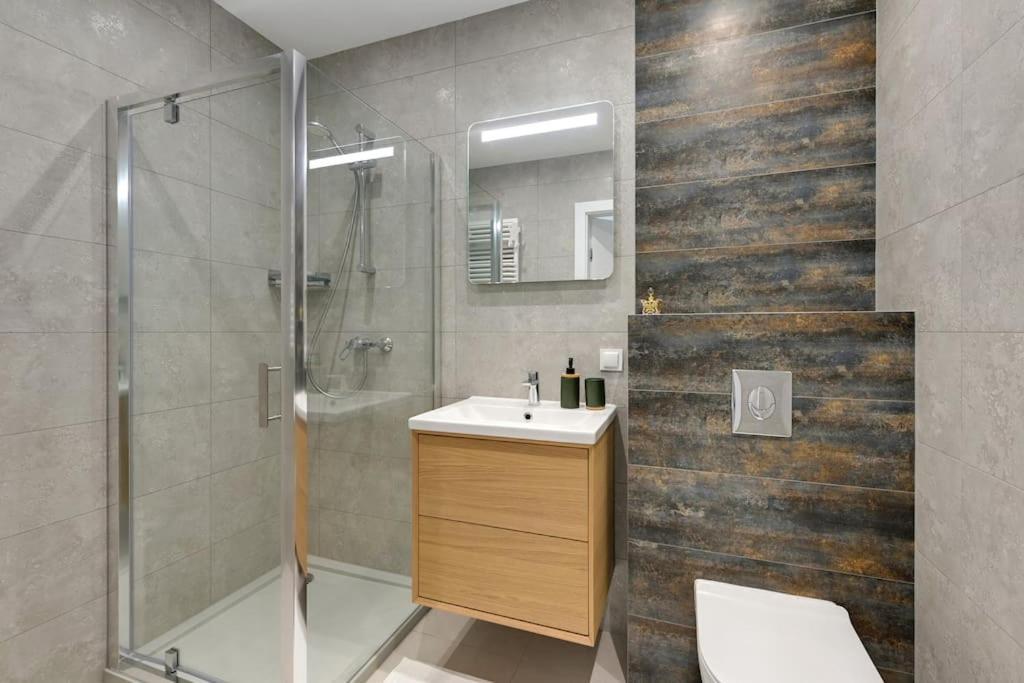 Apartament W Gdyni - Plac Unii By Grand Apartments กดิเนีย ภายนอก รูปภาพ
